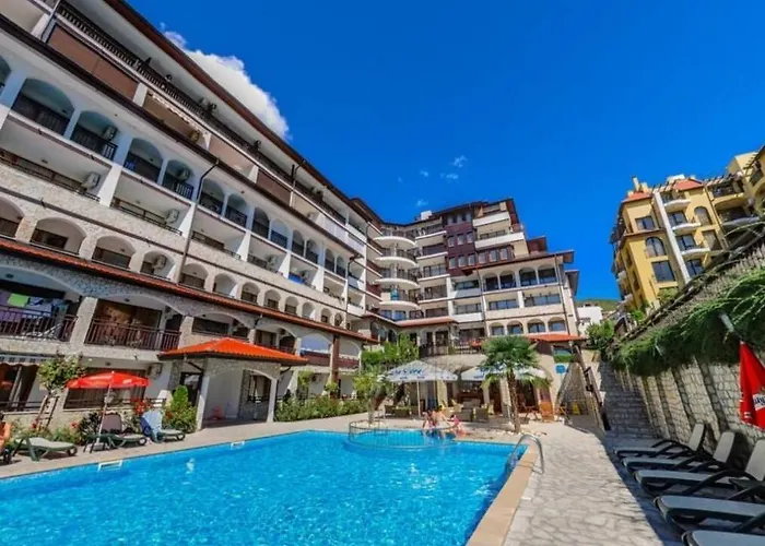 Apartment влас комплекс амфора , студио 704