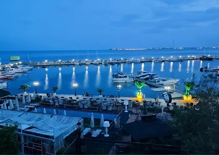 Apartment влас комплекс амфора , студио 704 *