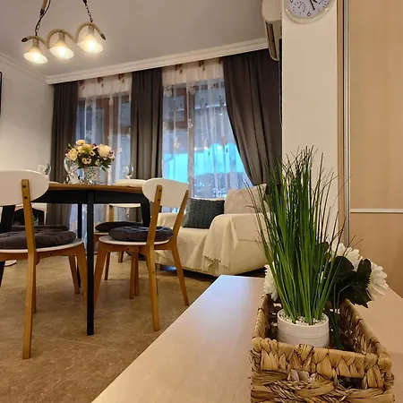 влас комплекс амфора , студио 704 Apartment