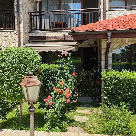Apartment влас комплекс амфора , студио 704 *